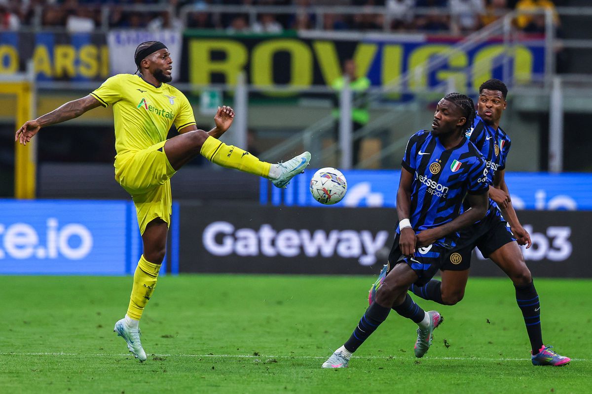 Que loucura entre Nápoles e Inter: líderes escorregam e deixam tudo para a última