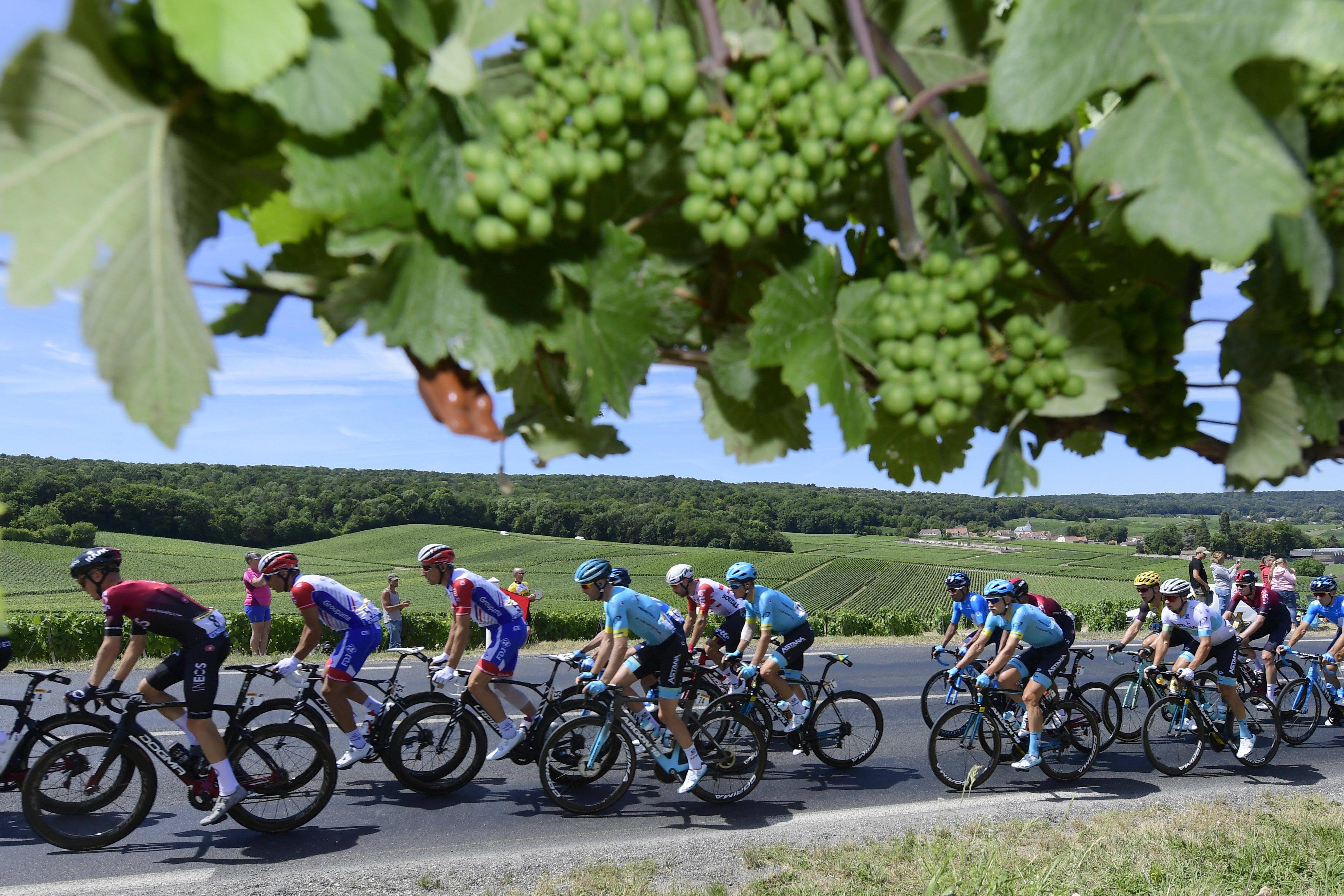 O Tour 2028 arranca na terra das vinhas do champanhe, em França. IMAGO