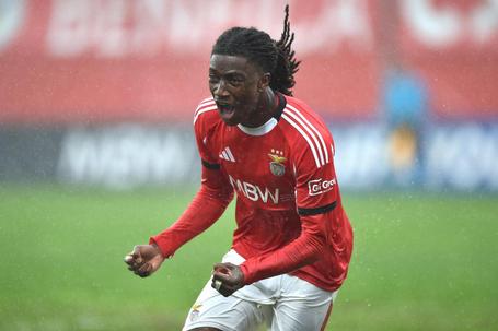 Jaden Umeh, avançado do Benfica (foto: Miguel Nunes)