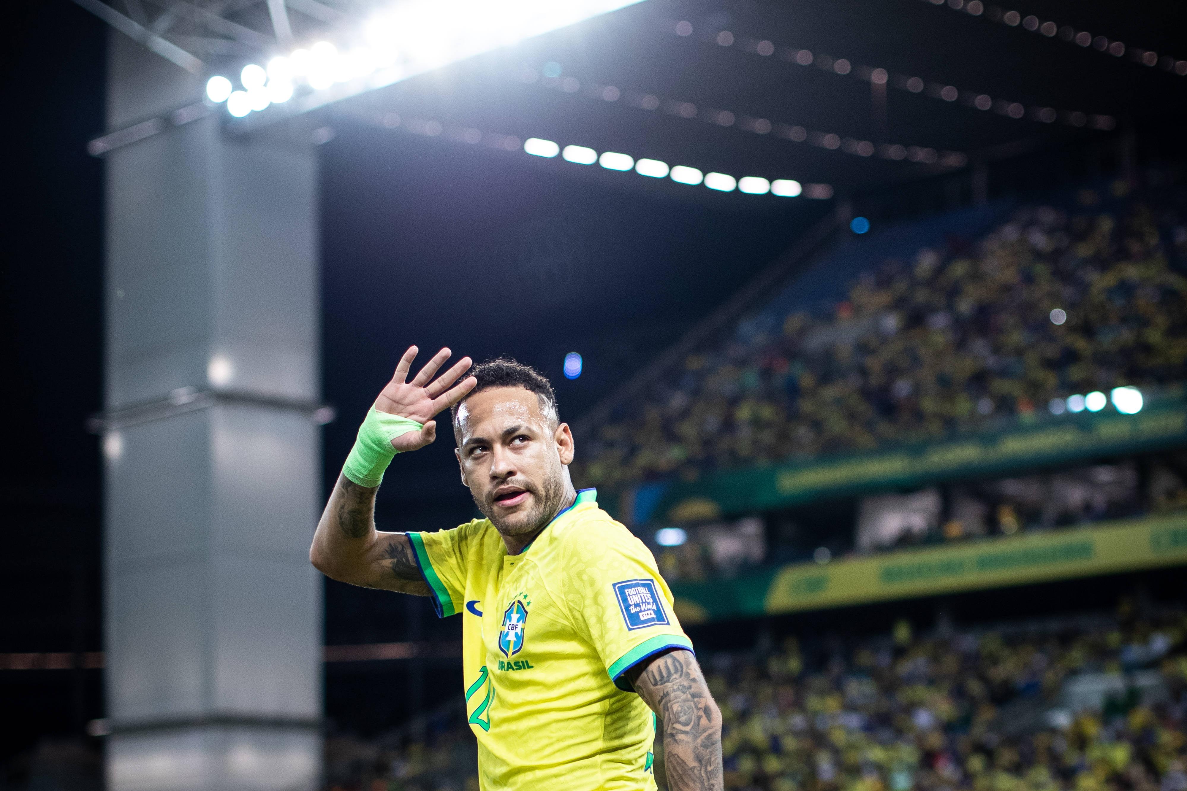 Neymar de regresso à seleção do Brasil
