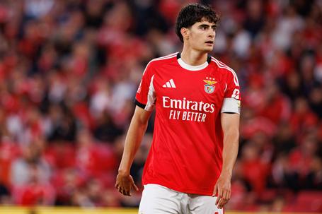 António Silva, 22 anos, sentiu-se ultrapassado e desapoiado pelo Benfica — Foto: IMAGO