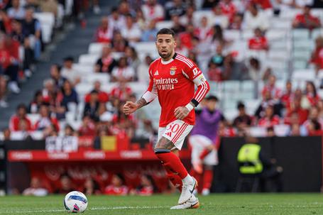 SONDAGEM: Otamendi vai fazer falta ao Benfica?