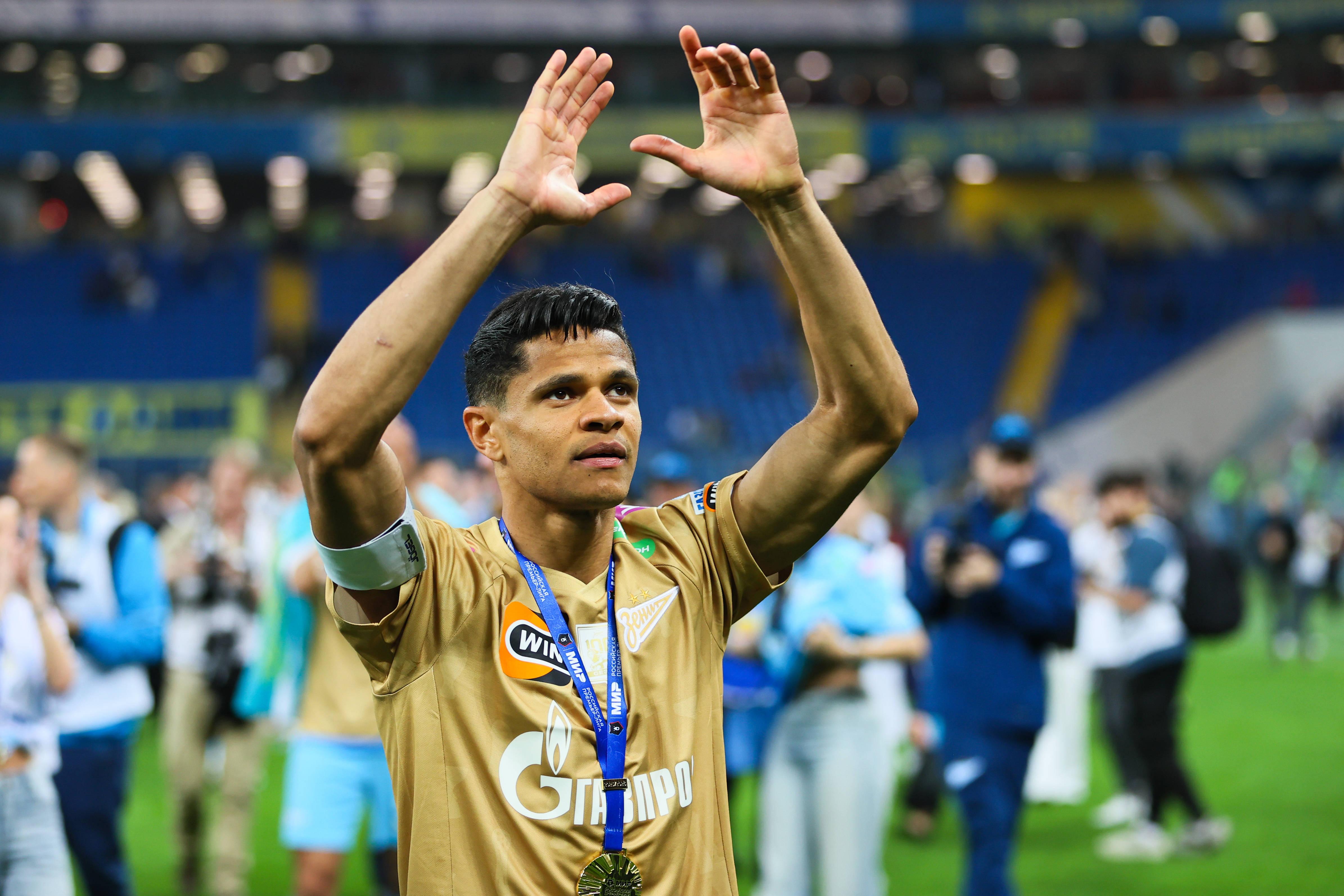 Douglas Santos, do Zenit