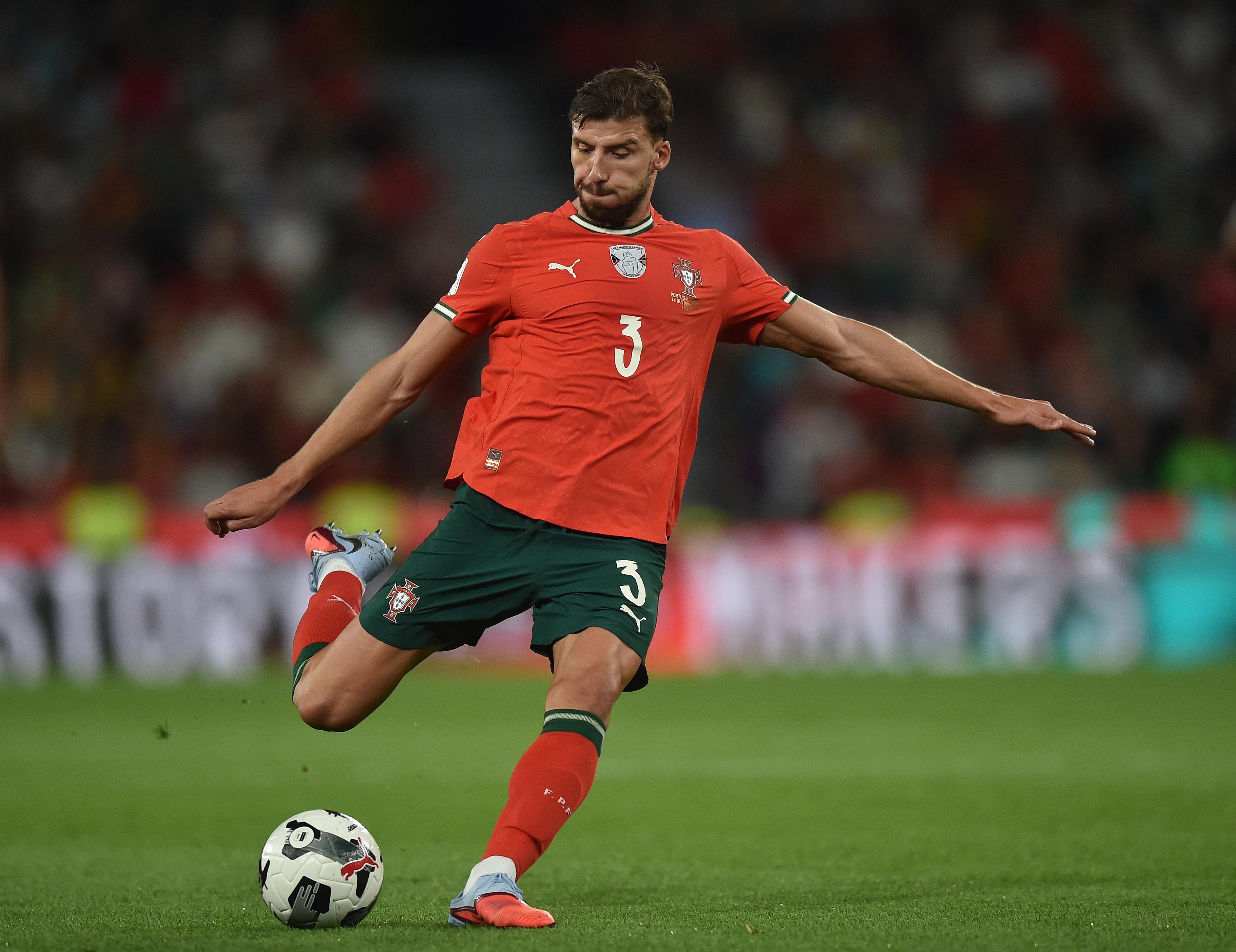 Rúben Dias (Man. City, 74 jogos, 3 golos)