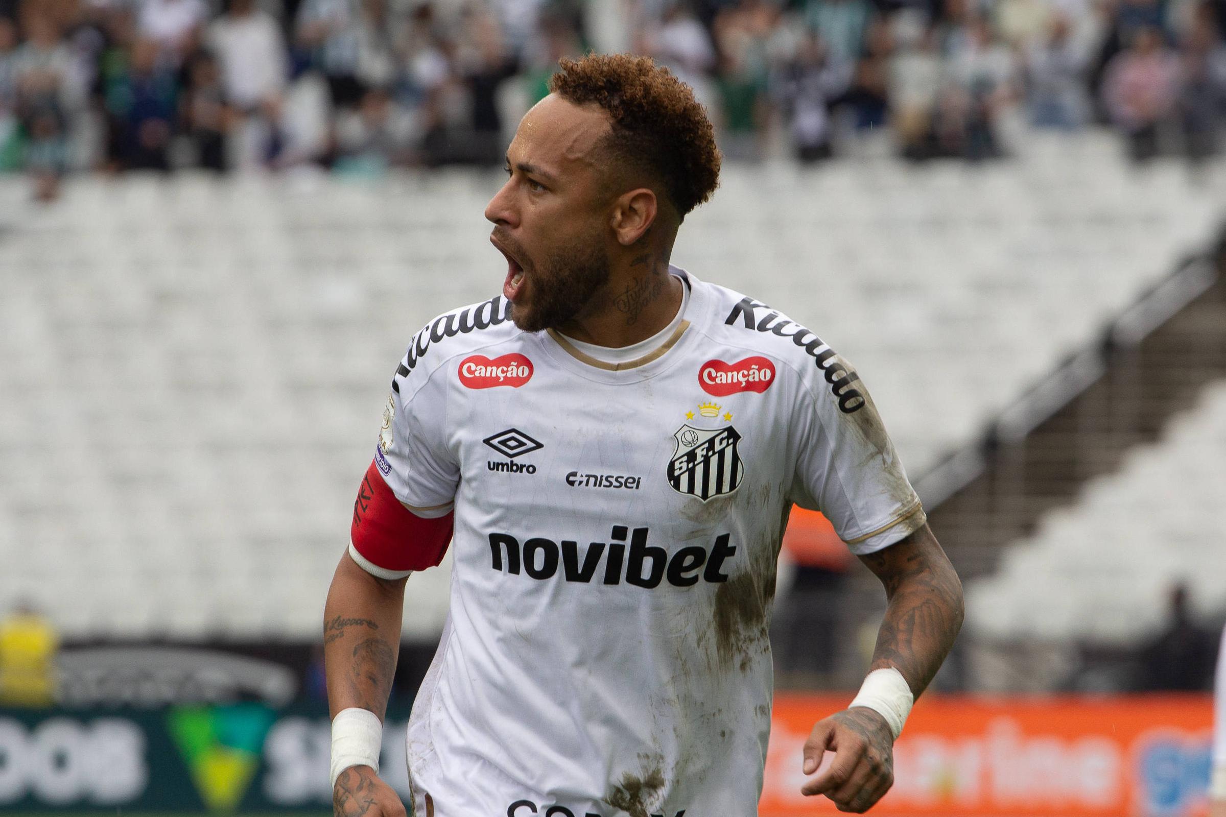 Neymar, capitão do Santos