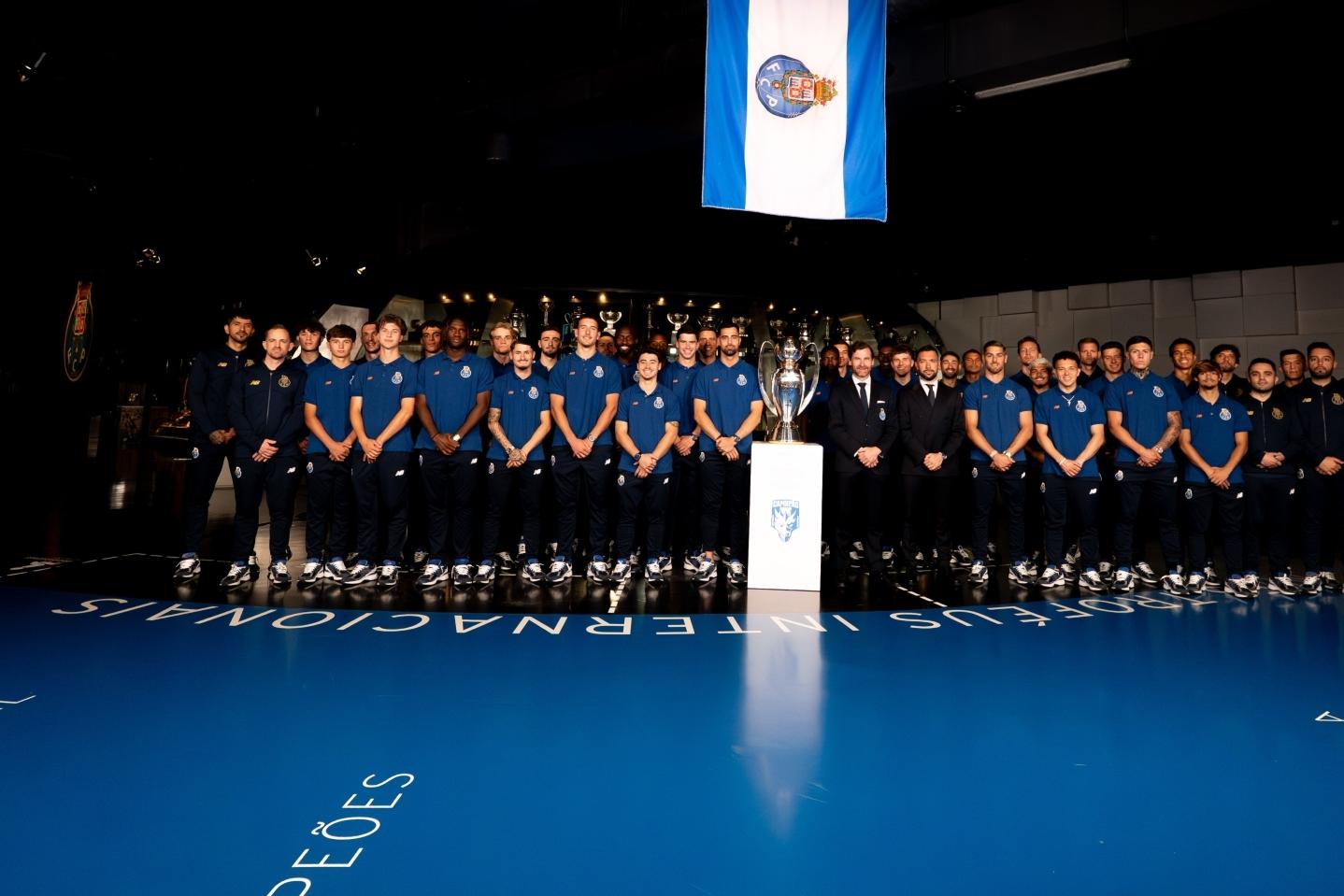Taça já está no Museu - Foto: FC Porto