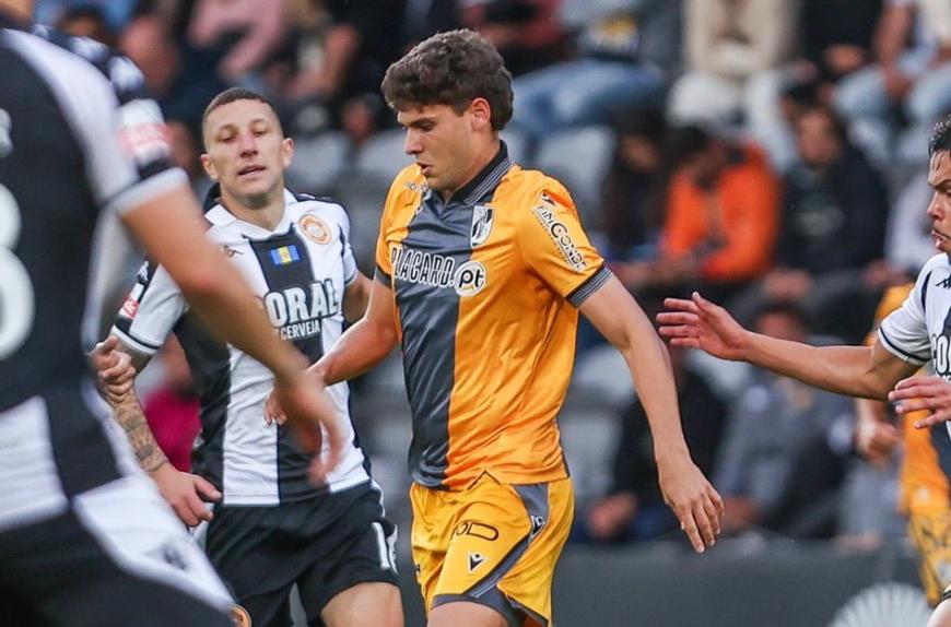 Hugo Nunes foi o último debutante de Gil Lameiras - Foto: Vitória de Guimarães