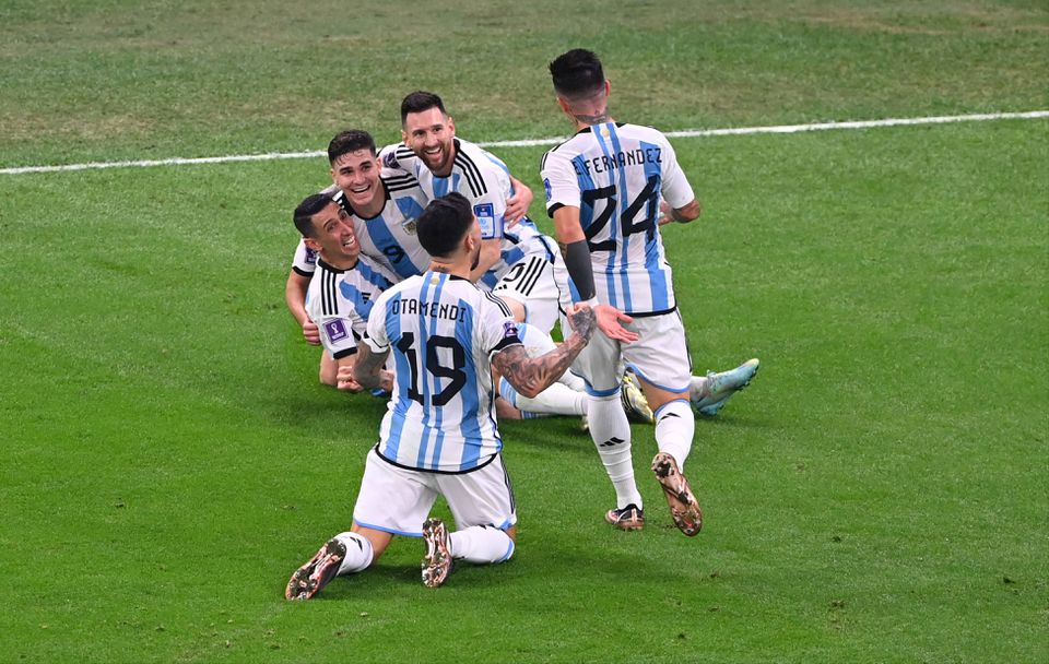Adeptos argentinos loucos para a estreia na Copa América