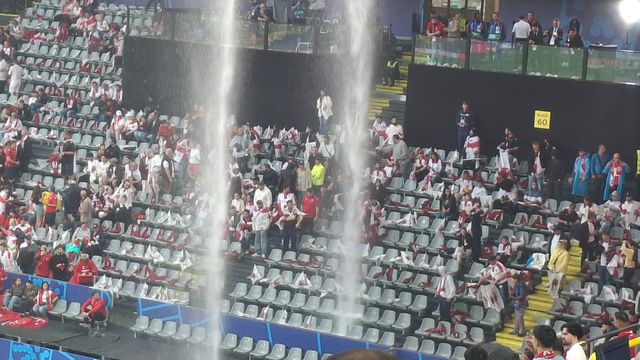 Chuva torrencial antes do Turquia-Geórgia