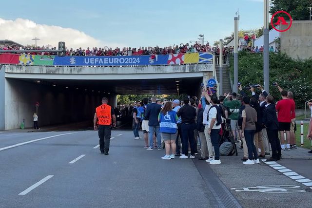 A chegada da Seleção ao estádio de Leipzig