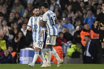 Messi faz revelações sobre seleção argentina e não esquece Otamendi e Di María