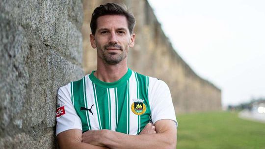 Adrien Silva e mais sete de saída do Rio Ave