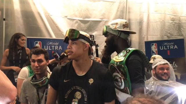 A BOLA na festa do primeiro campeão português da NBA