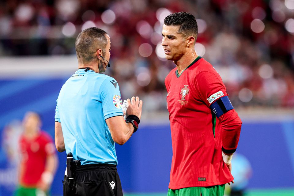 A análise de Duarte Gomes à arbitragem do Portugal-Chéquia