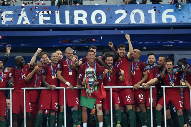 Ronaldo: «Mais de um século a elevar o futebol português e a inspirar milhões»