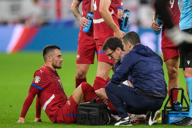 Euro 2024: Filip Kostic desfalca Sérvia na fase de grupos