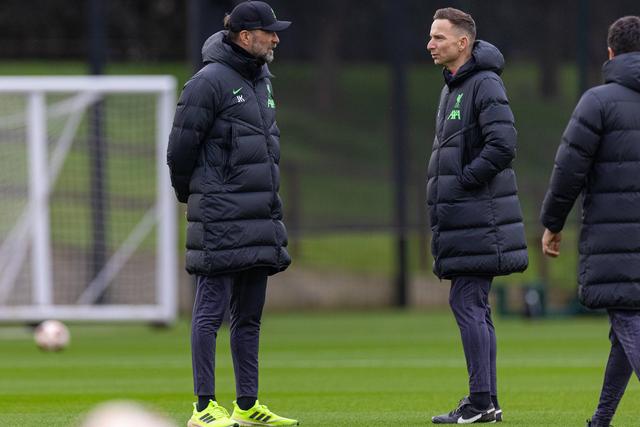 Alemanha: Klopp resgata adjunto do tempo no Liverpool e ex-Man. City