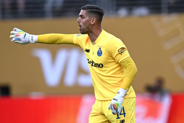 Cláudio Ramos foi titular na baliza do FC Porto diante do Palmeiras