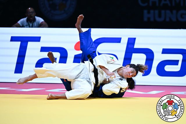 Patrícia Sampaio conquista medalha de bronze nos Mundiais!