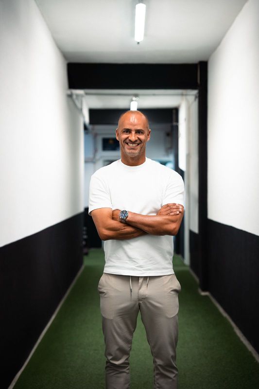 Mercado oficial: Jorge Silas é o novo treinador do Farense