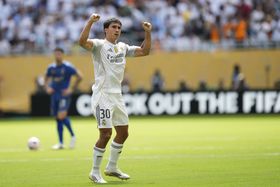 De melhor marcador da 3.ª divisão a substituto de Mbappé… num mês!