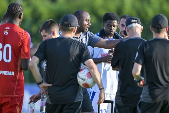 Um ano depois, Patrick Vieira sai do Estrasburgo com novo posto à vista