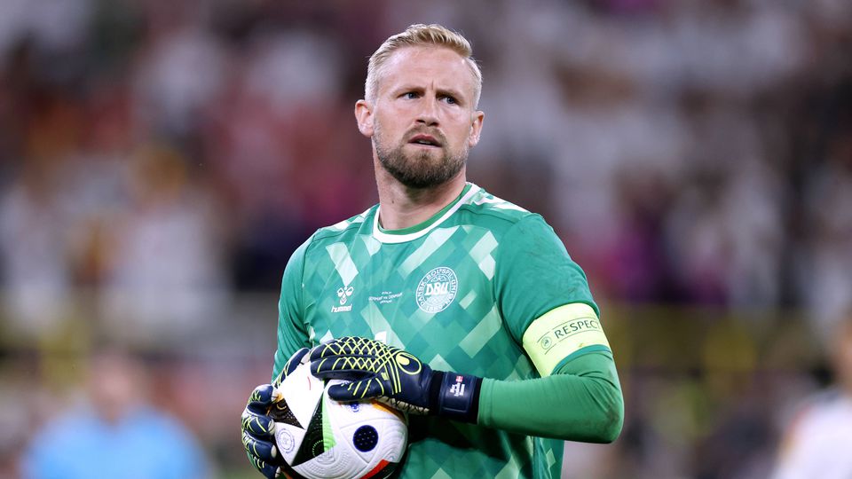 Oficial: Schmeichel rende Joe Hart no Celtic