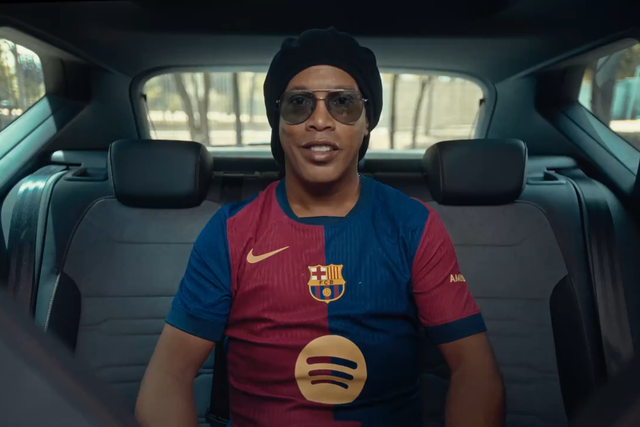 Descubra os craques que ajudam a mostrar a nova camisola do Barcelona