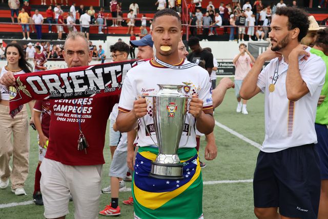 Mercado oficial: da distrital de Lisboa para os Emirados