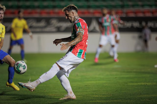 Estrela despede-se de Miguel Lopes