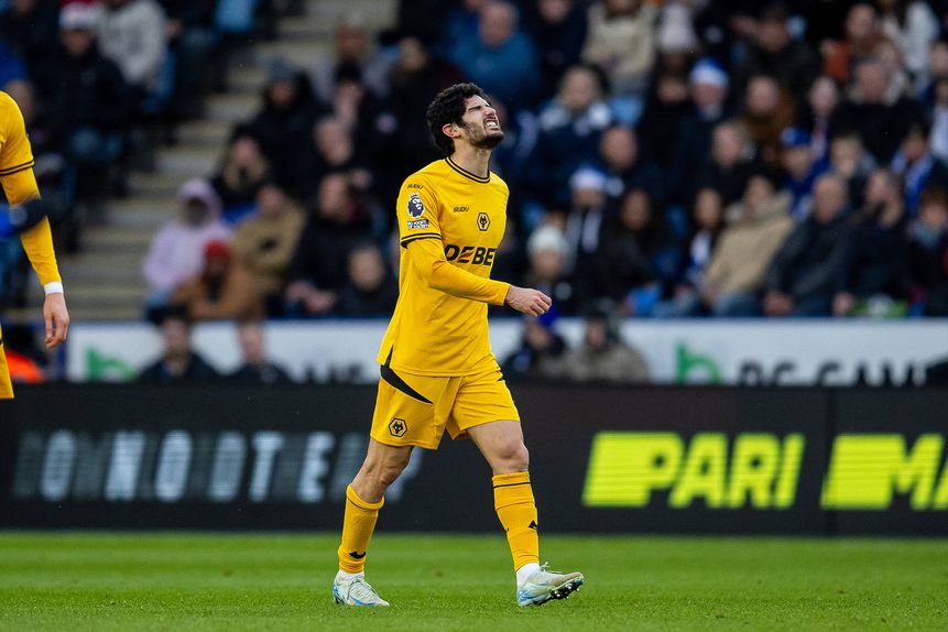 Gonçalo Guedes representou o Wolverhampton na época passada