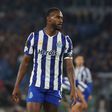 FC Porto: Otávio apto e a aguardar viagem para Paris