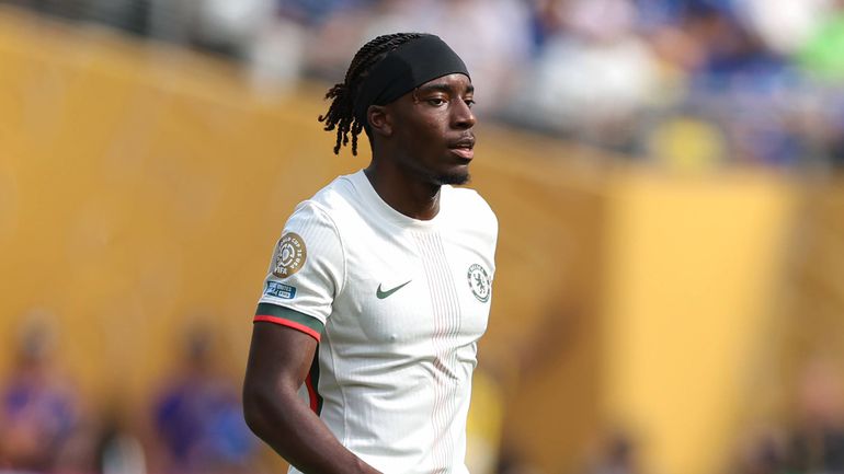 Madueke confirma saída do Chelsea... antes de ser oficial no rival