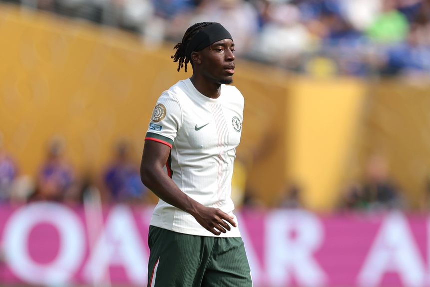 Noni Madueke a representar o Chelsea no Mundial de Clubes