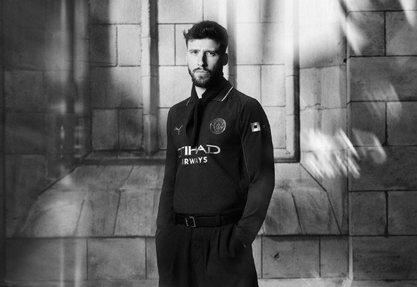 Rúben Dias exibe equipamento alternativo (Foto: Man. City)