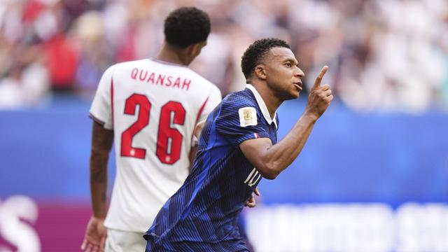 Mbappé é o n.º 1 na prestigiada lista (IMAGO)