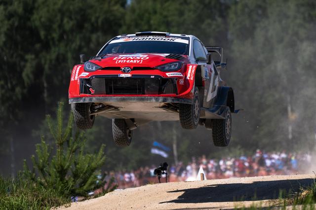 Pajari lidera com 25s de vantagem face a Oliver Solberg   Fotografia Imago