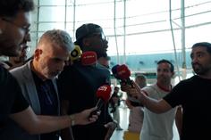 As imagens da chegada de Durán, reforço do Benfica
