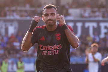 Benfica: Pavlidis chamado para defrontar Inglaterra e Rep. Irlanda