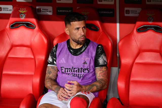 «Há dúvidas sobre a titularidade de Otamendi esta época»