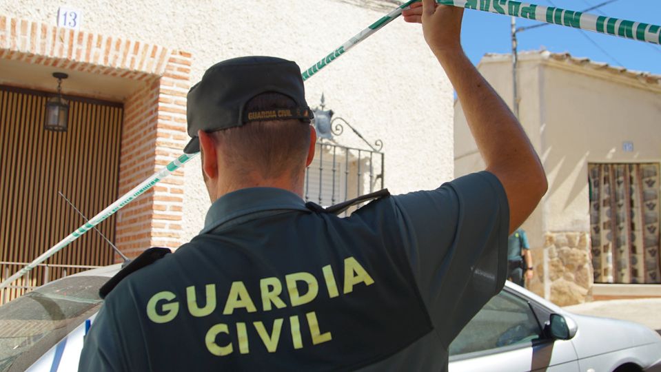 Espanha: Menino de 11 anos morre apunhalado em campo de futebol