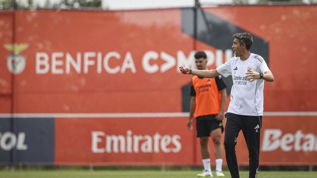 «Lembra-se da última vez em que o Benfica iniciou uma época assim?»