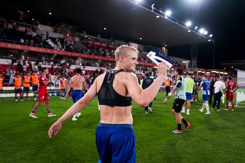 Victor Froholdt marcou o primeiro golo dos dragões e foi eleito o homem do jogo Foto: FC Porto