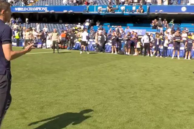 Vídeo: Guéhi ignora Glasner após jogo com o Chelsea