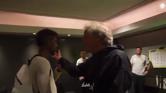 O primeiro encontro entre Jesus e Coman: «'My player'...»