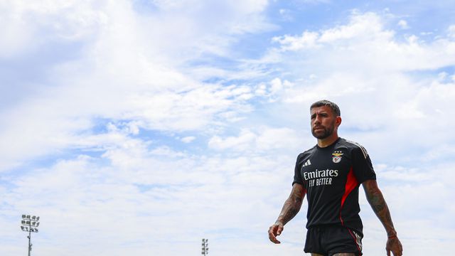 «Quando falam em jovens gosto de incluir o Otamendi»