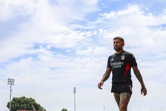 «Quando falam em jovens gosto de incluir o Otamendi»