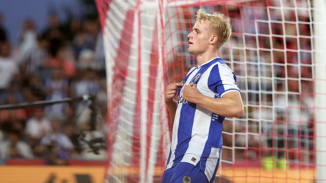 «Froholdt parece estar em todo o lado, corre muito e corre bem»