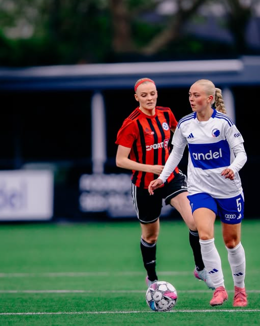 Emma Jensen, namorada de Conrad Harder