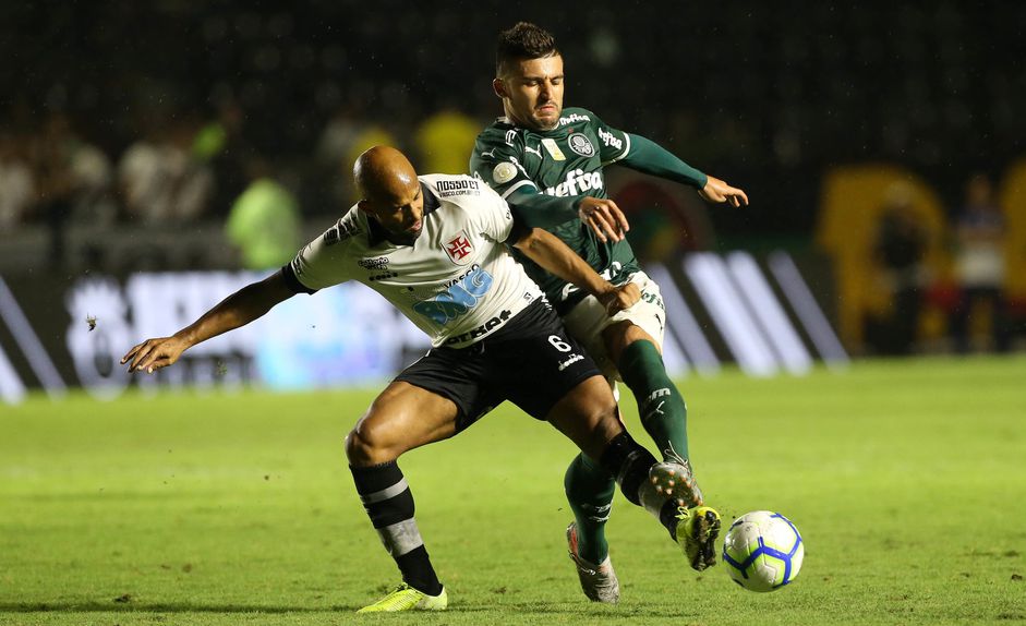 Fellippe Bastos com a camisola do Vasco da Gama